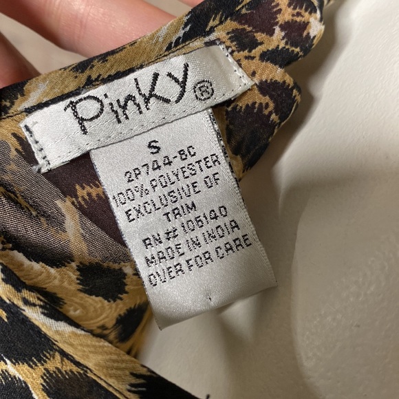 Sleeveless Beaded trim little baddie tank 🔥 slightly sheer Big Cat allover body - Picture 11 of 13